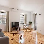 Stay In Santos Neighborhood, Lisbons Most Trendy Area *