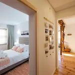 Stay In Santos Neighborhood, Lisbons Most Trendy Area Apartamento *