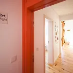 Stay In Santos Neighborhood, Lisbons Most Trendy Area Appartement *